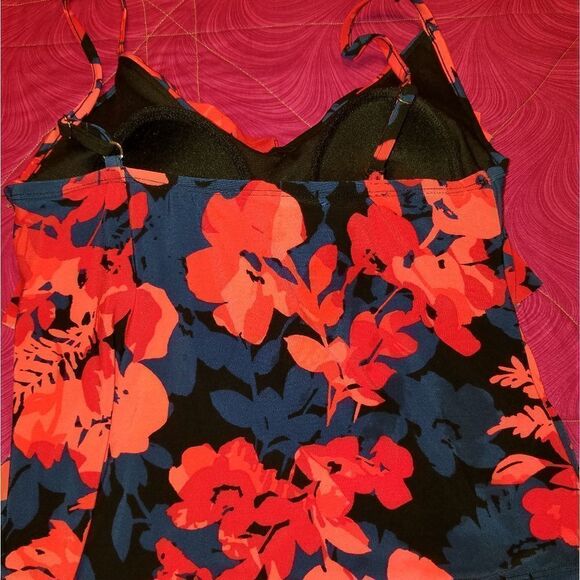 Aqua Green swim tankini size small - Picture 2 of 5